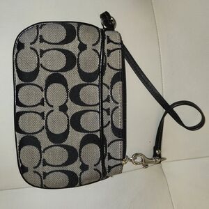 Coach Signature Black and Cream Wristlet